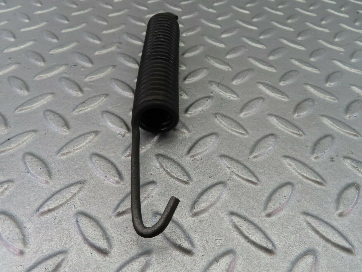7940 Mercedes-Benz W115 220D Bonnet Hinge Spring