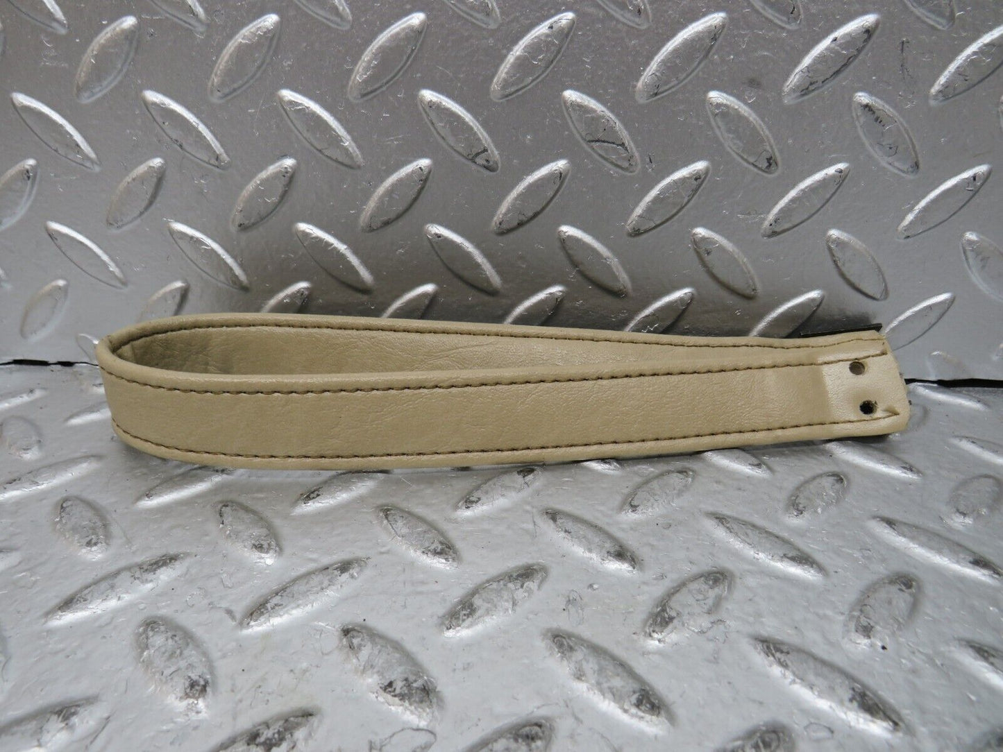 27584 Mercedes-Benz S124 300TE Wagon Tailgate Handle