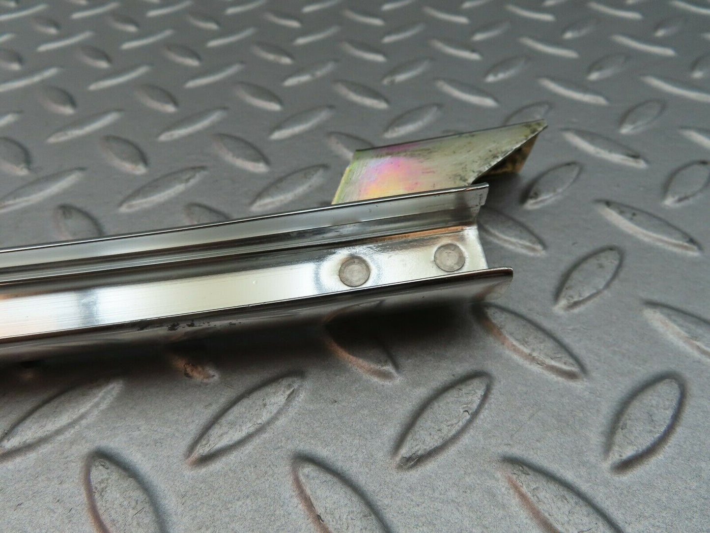 5790 Mercedes-Benz W123 200 Rear Right Chrome Window Channel