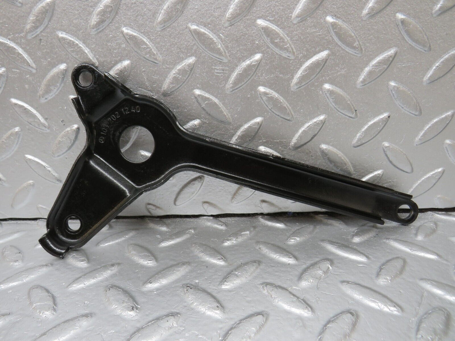 34098 Mercedes-Benz W124 260E Belt Tensioner Bracket Holder 1032021240