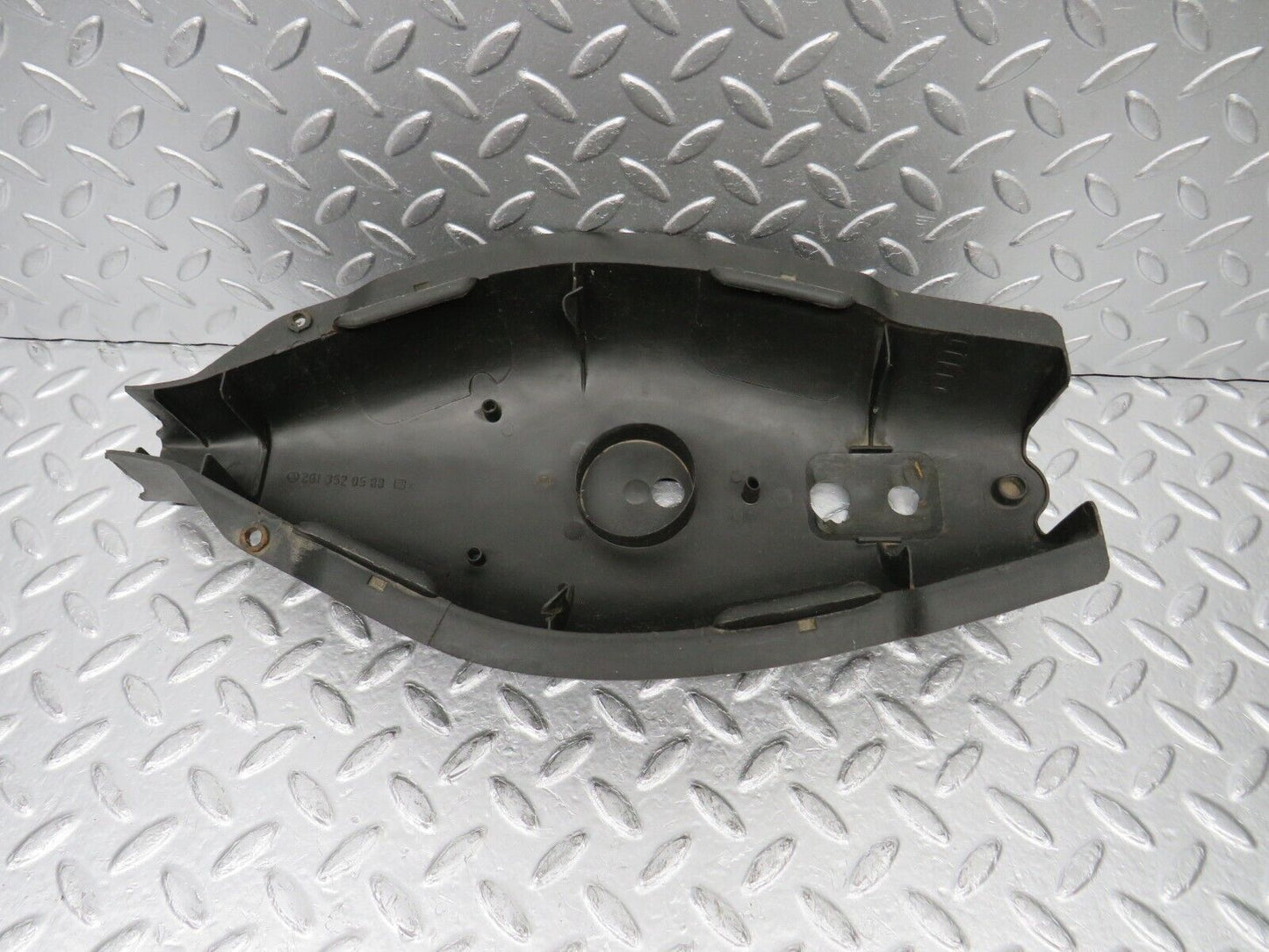30762 Mercedes-Benz W201 190E 2.0L Rear Control Arm Cover 2013520588
