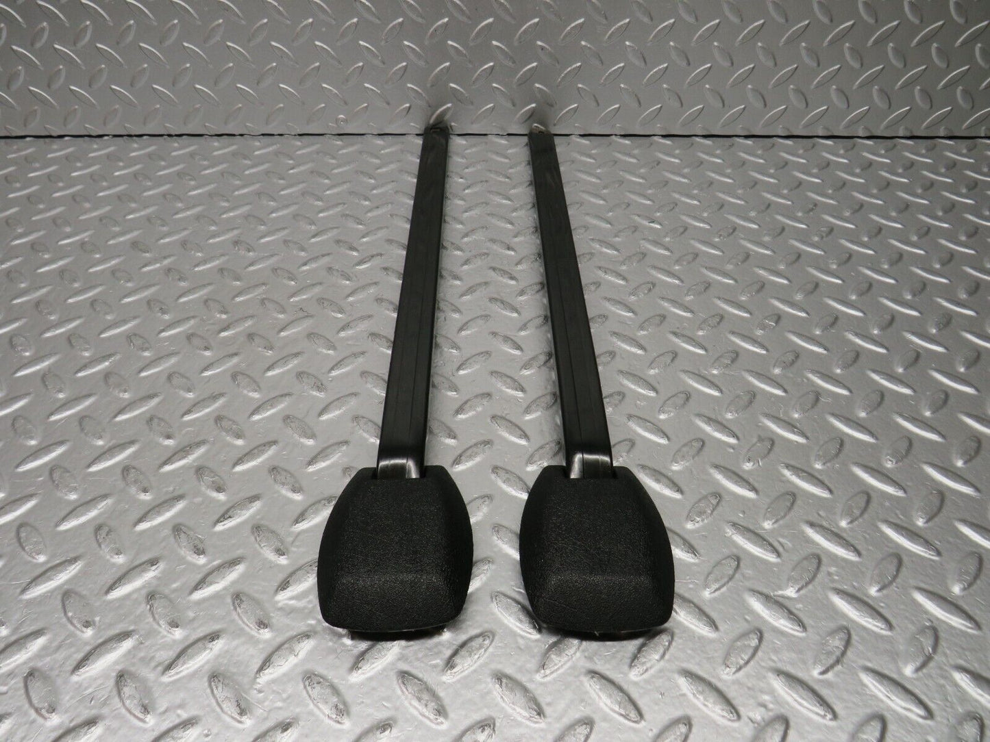 30884 Mercedes-Benz W201 190E 2.0L Seat Belt Runner Pair 2019190920