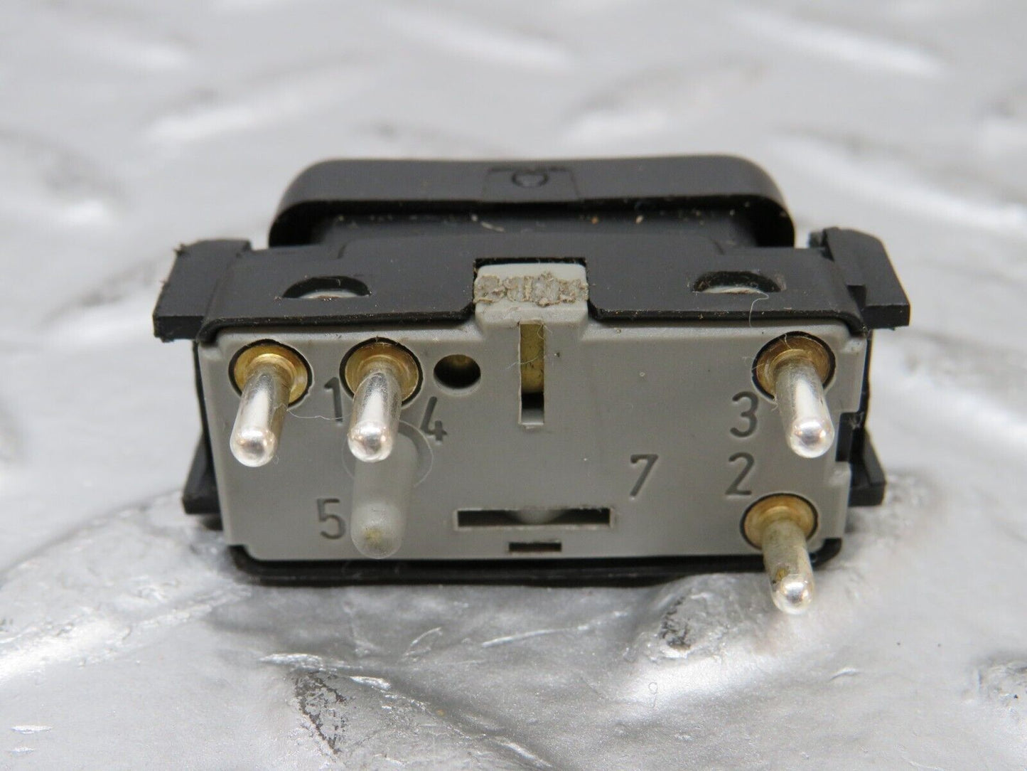 25739 Mercedes-Benz W124 280E Electric Window Switch Left 1248209410