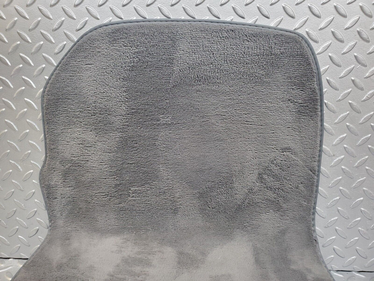 44778 Mercedes-Benz W124 220E Front Left Floor Mat 1246805140