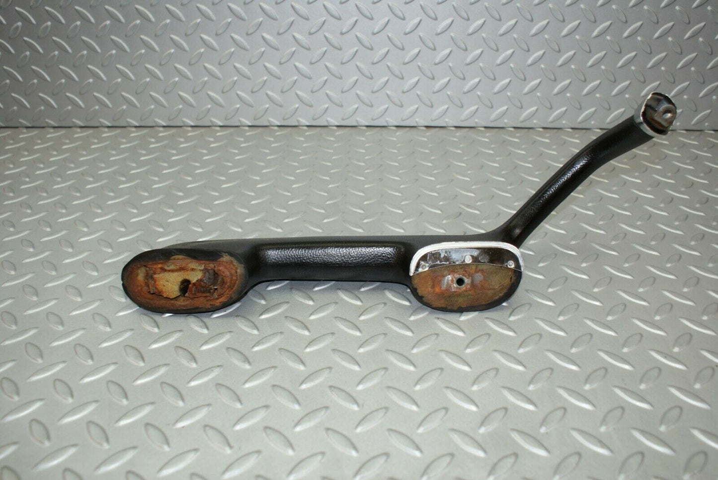 3110 Mercedes-Benz W115 220D Interior Door Handle Right Black