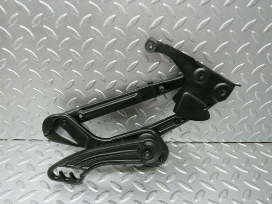 24237 Mercedes-Benz S124 220TE Wagon Bonnet Hinge Left Side 1298870174