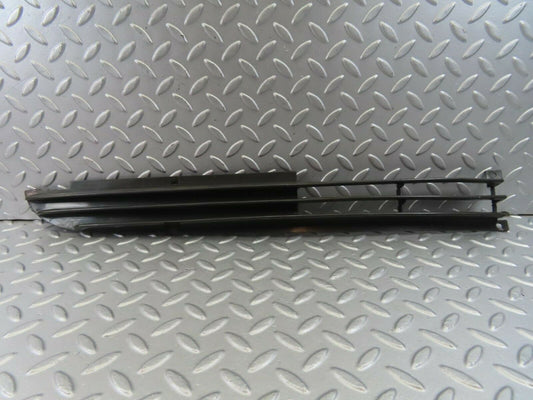 8862 Mercedes-Benz W115 Front Lower Grill Right