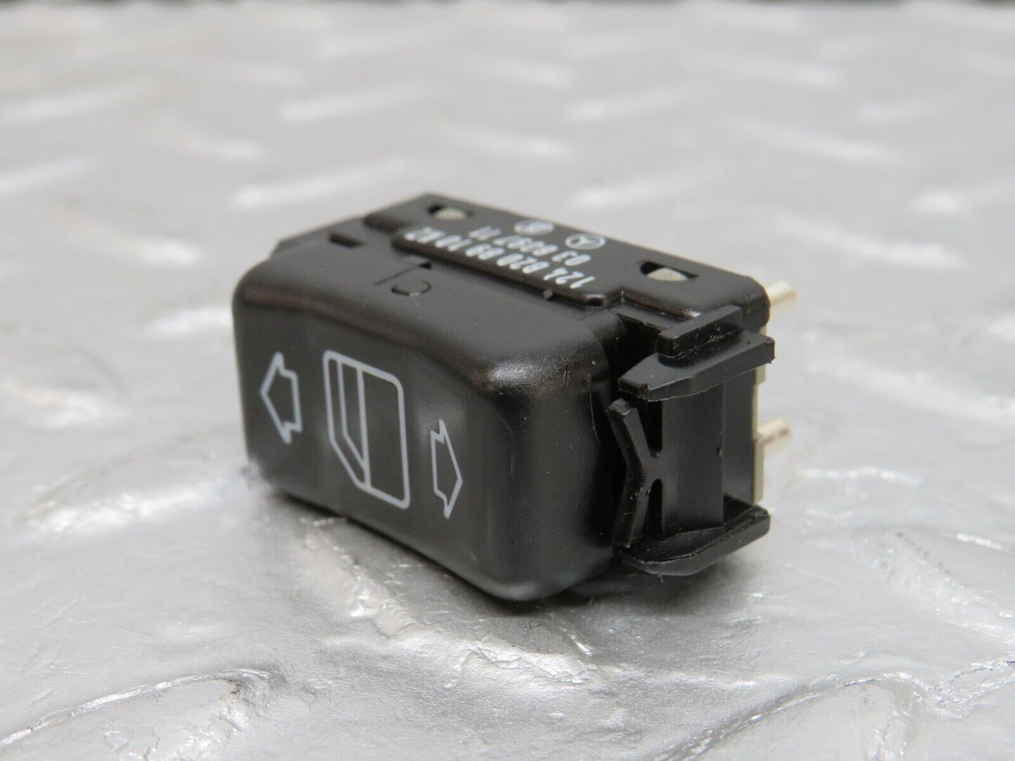 38084 Mercedes-Benz A124 320E Electric Window Switch Left Side 1248208910