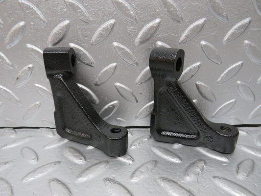 33064 Mercedes-Benz C107 R107 Engine Mount Bracket Pair 1160110895 1160110995