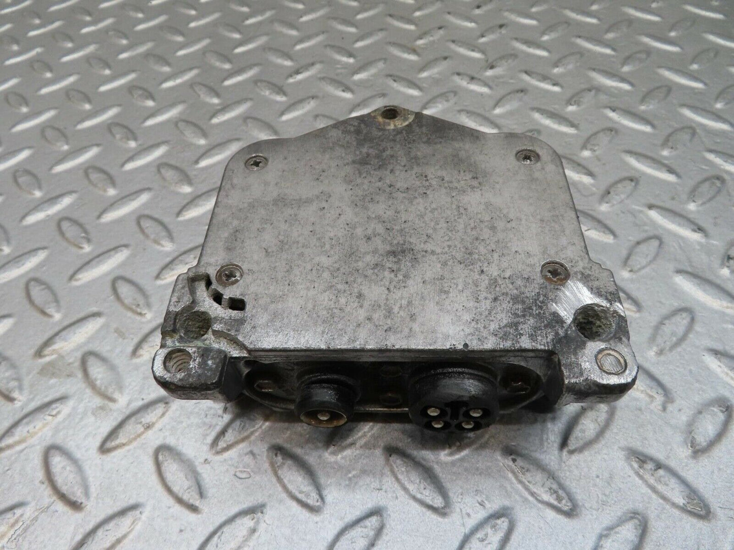 14350 Mercedes-Benz W116 350SE Ignition Control Unit Bosch 0227100001