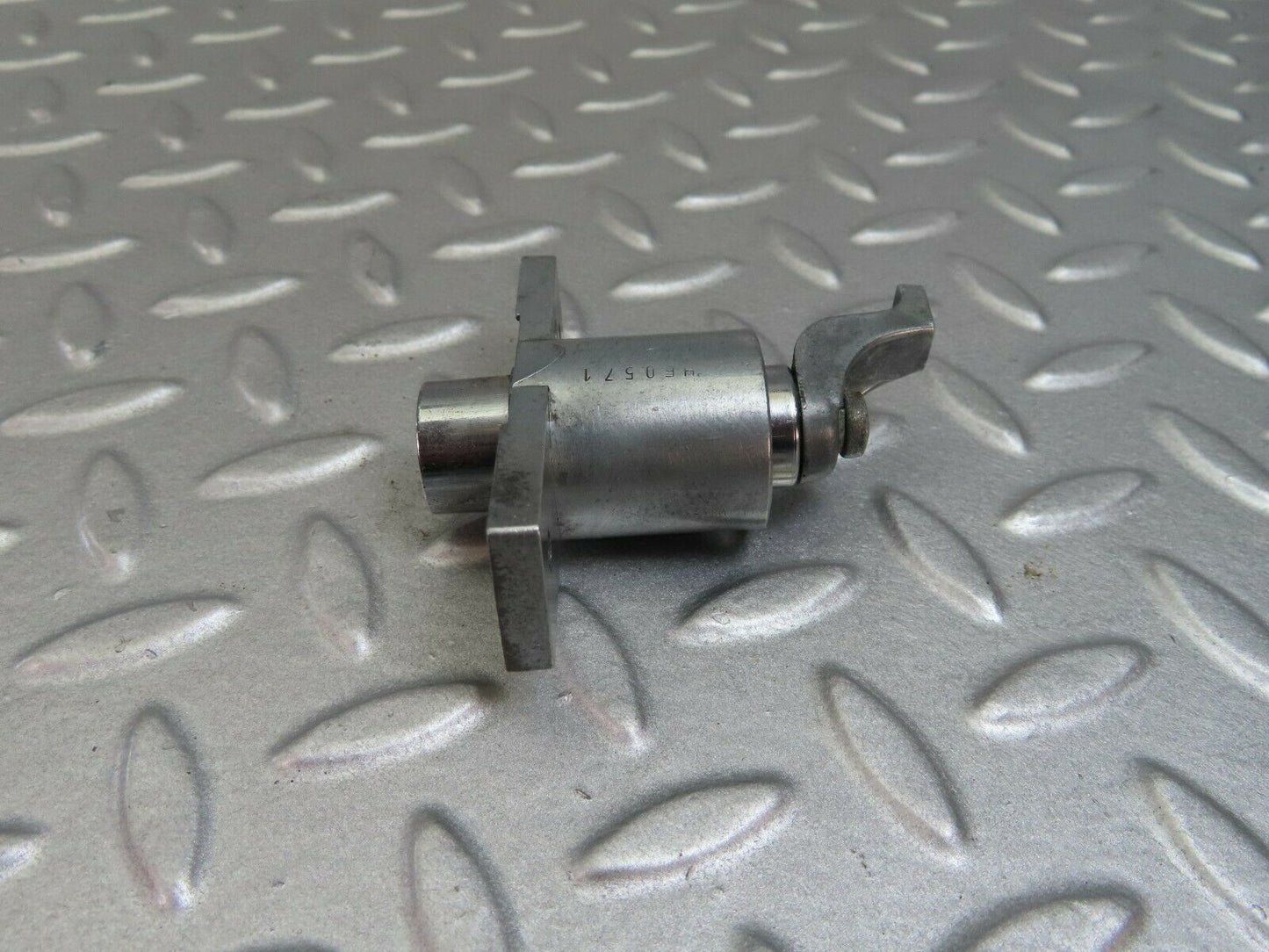 7891 Mercedes-Benz W115 220D Trunk Lock No Key