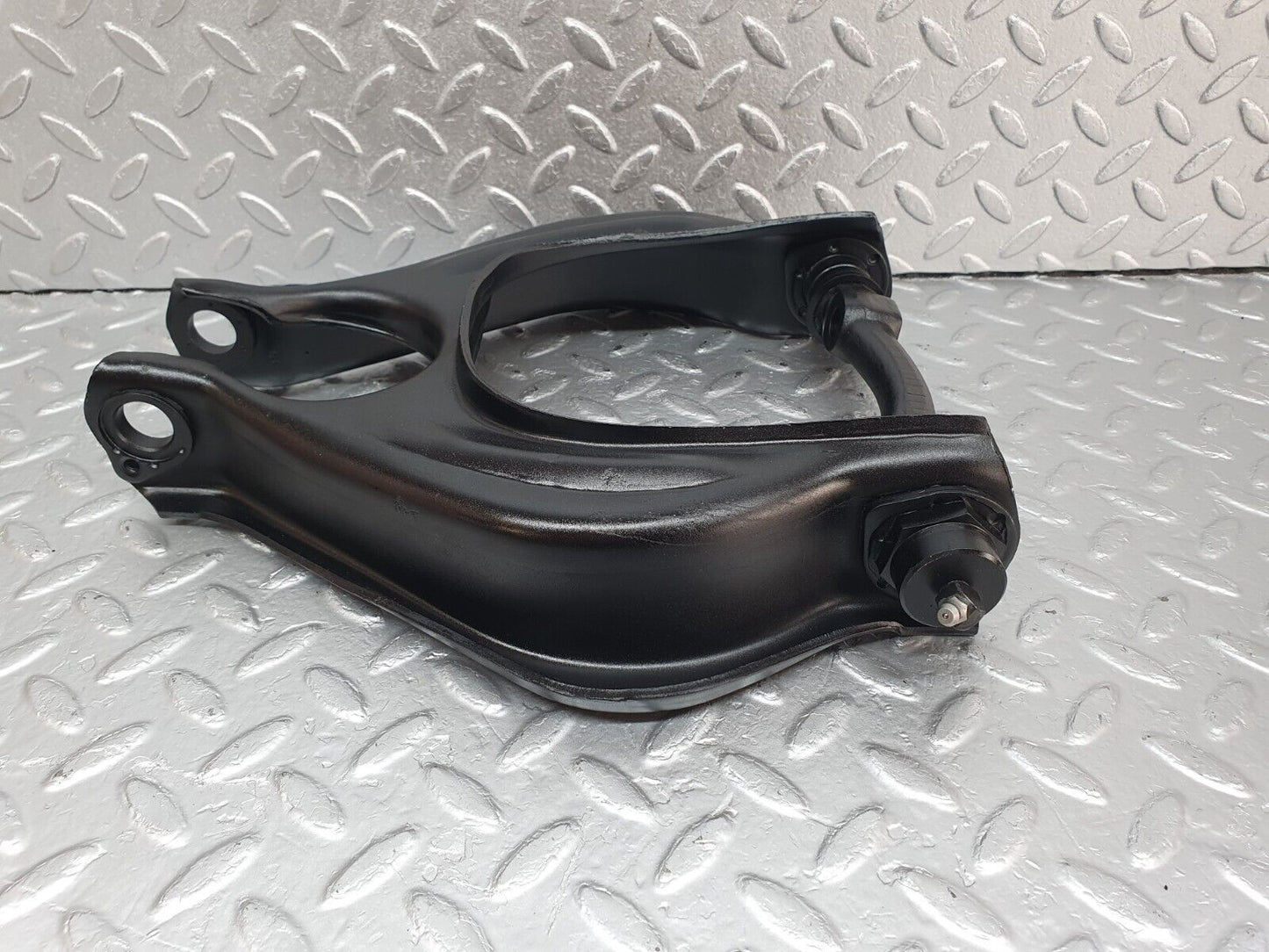 43201 Mercedes-Benz W108 280SE Front Left Upper Control Arm