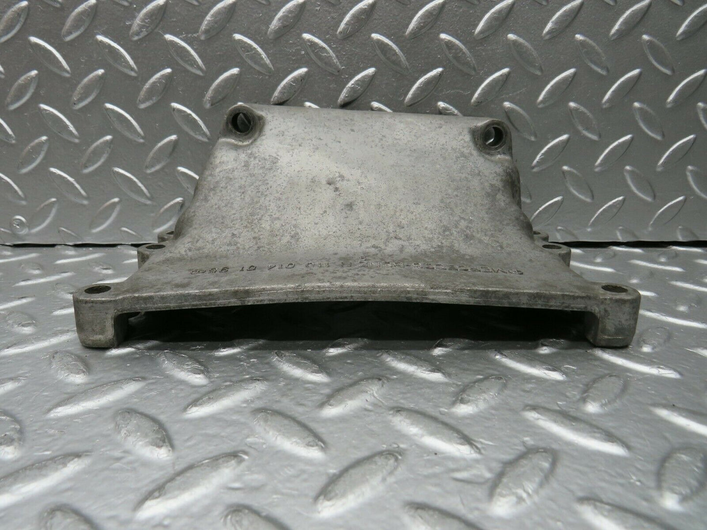 24049 Mercedes-Benz W123 280E Gearbox Support 1100140195