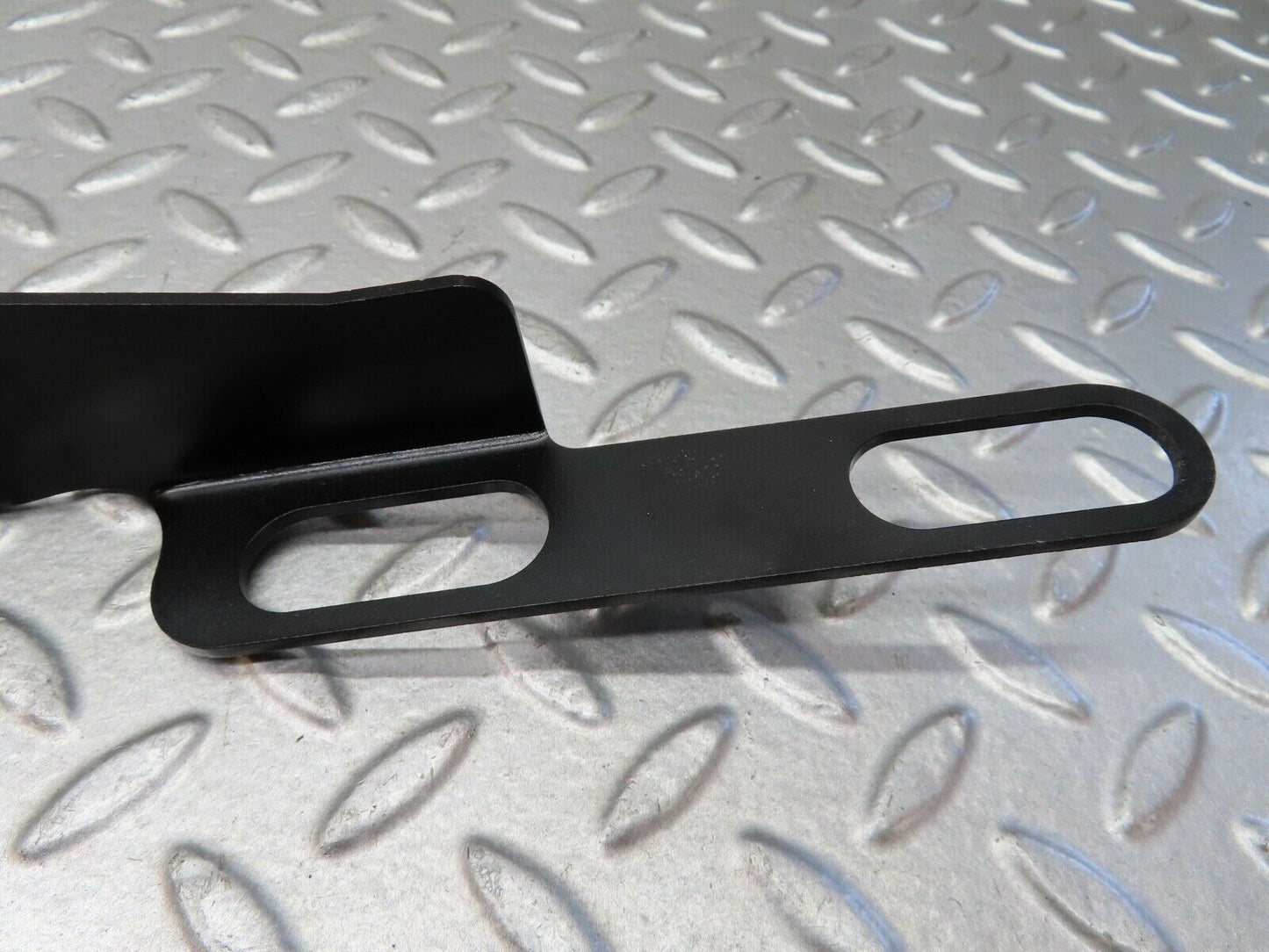 19457 Mercedes-Benz C140 CL420 Coupe Exhaust Bracket Pair 1404923341