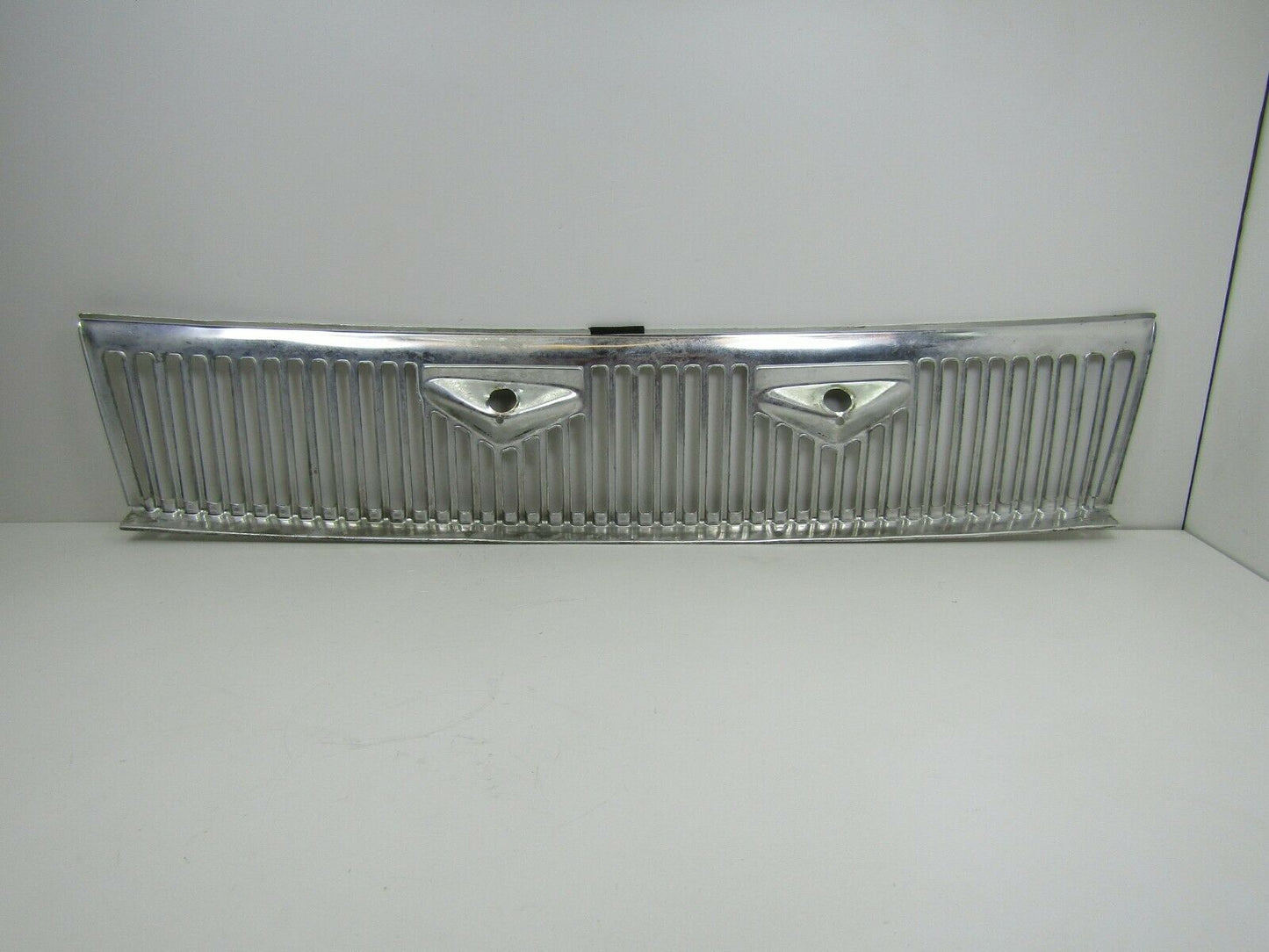 2115 Mercedes-Benz W116 350SE Chrome Air Vent Wiper Cover Grille