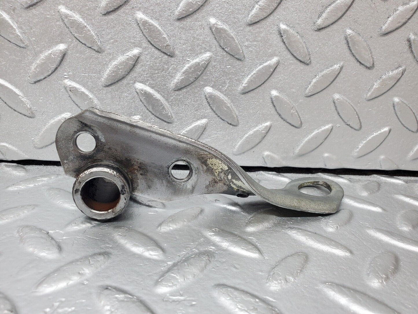 45290 Mercedes-Benz R129 300SL Coupe Engine Lifting Eyes Hooks