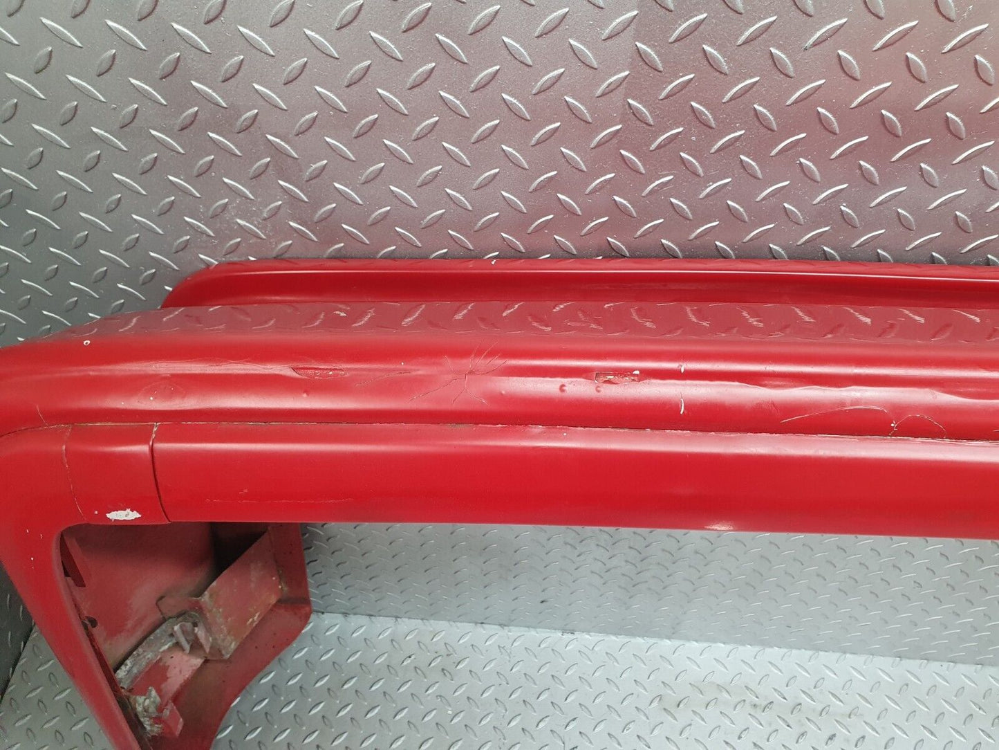 43841 Mercedes-Benz C126 380SEC Coupe Rear Bumper 1268850005 1268801114 1268801214