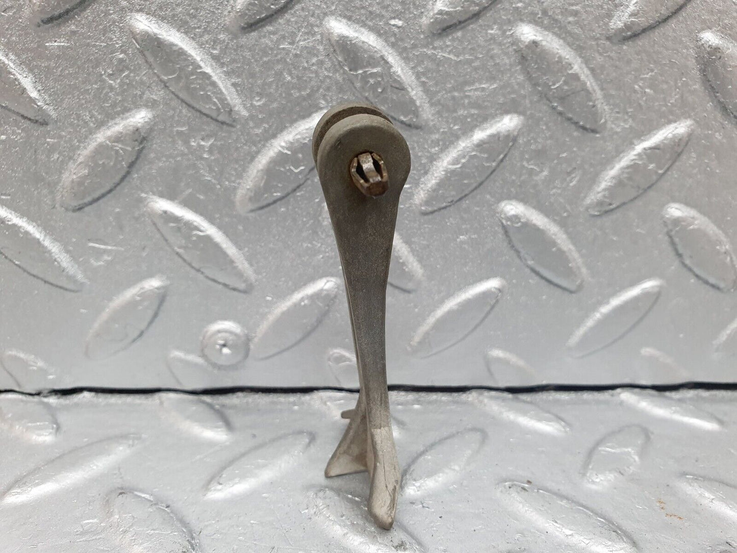 41030 Mercedes-Benz W126 300SE Bonnet Release Pull Handle