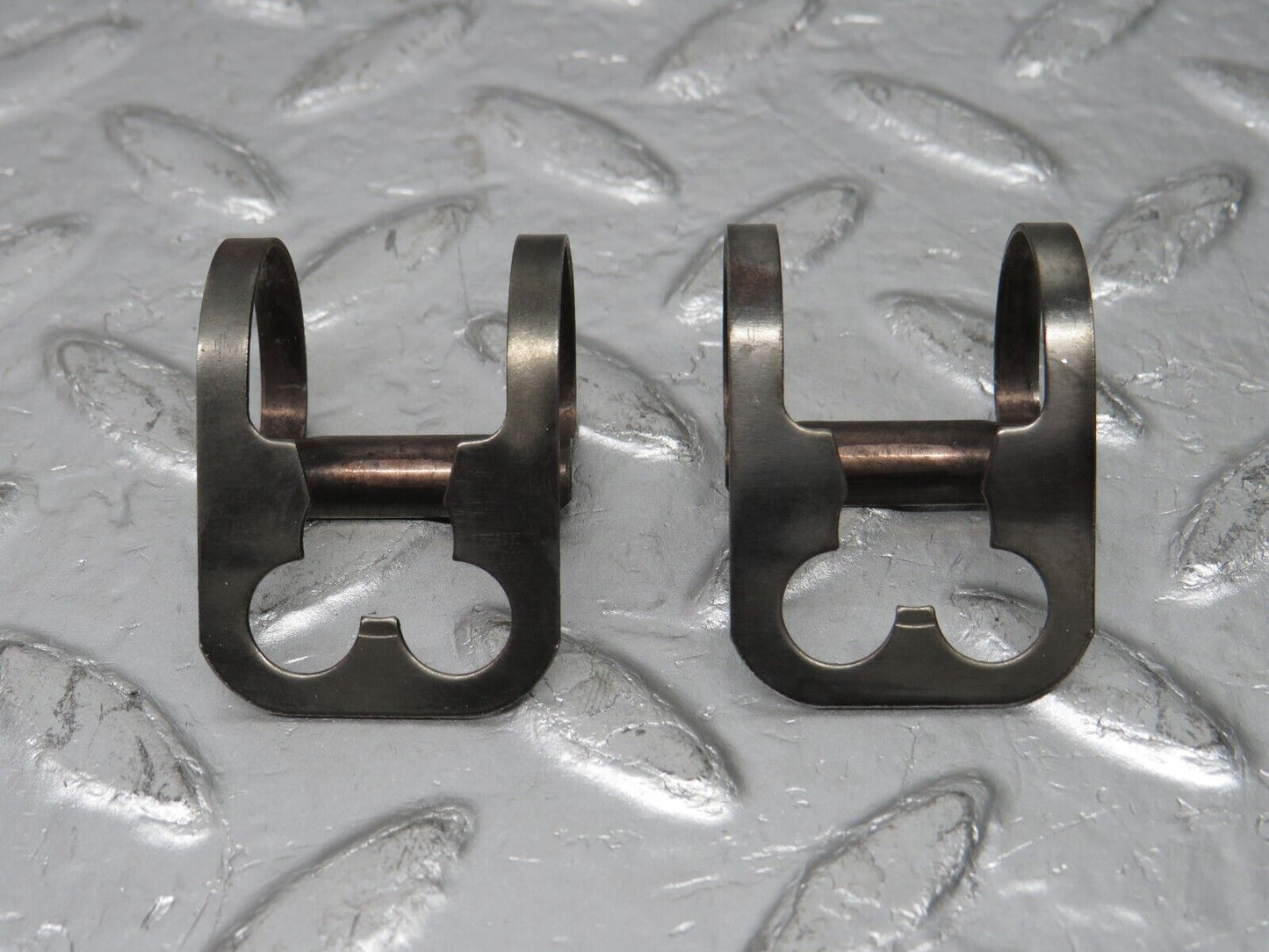33005 Mercedes-Benz C107 R107 350 V8 Valve Rocker Arm With Spring & Tappet