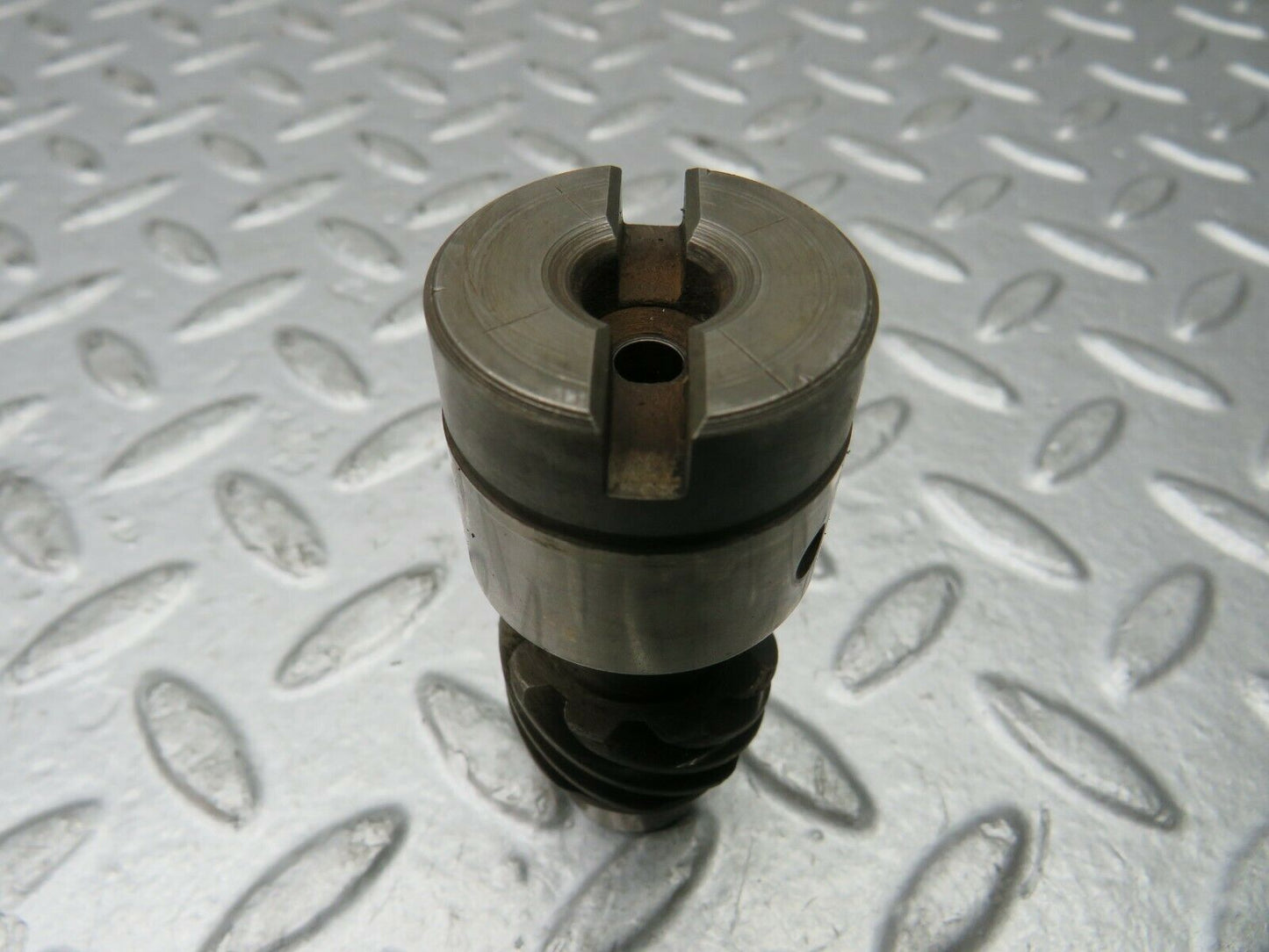 22163 Mercedes-Benz S123 280TE Ignition Distributor Housing 1101580515