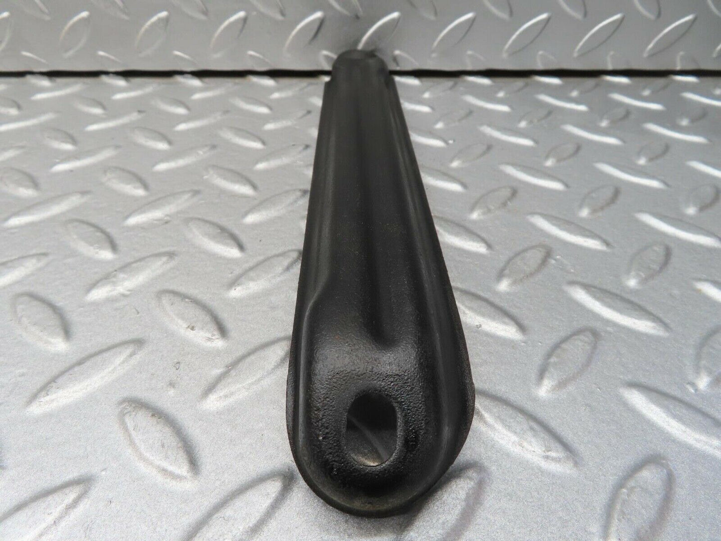 14661 Mercedes-Benz W201 190E Air Intake Manifold Bracket
