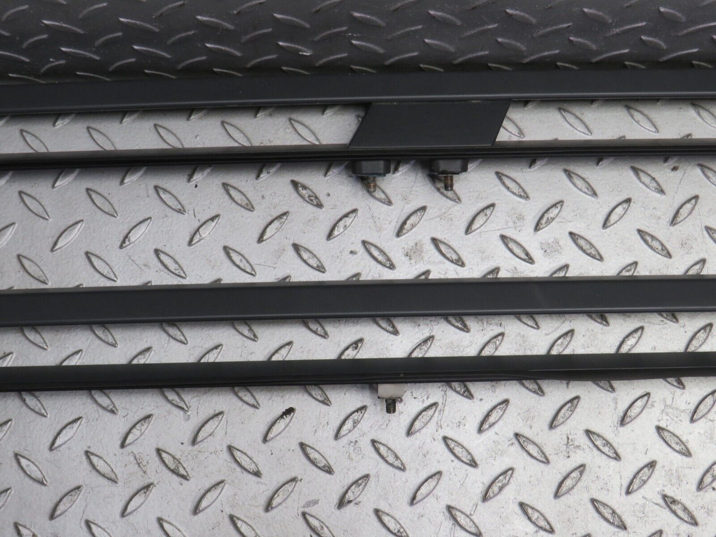 32584 Mercedes-Benz S124 300TE Wagon Roof Rack Rails Pair