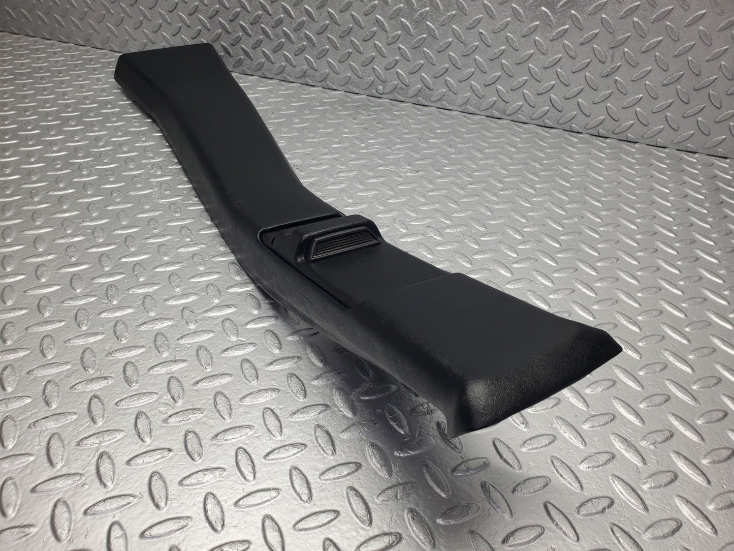 W201 Baby Benz b pillar cover right used OEM