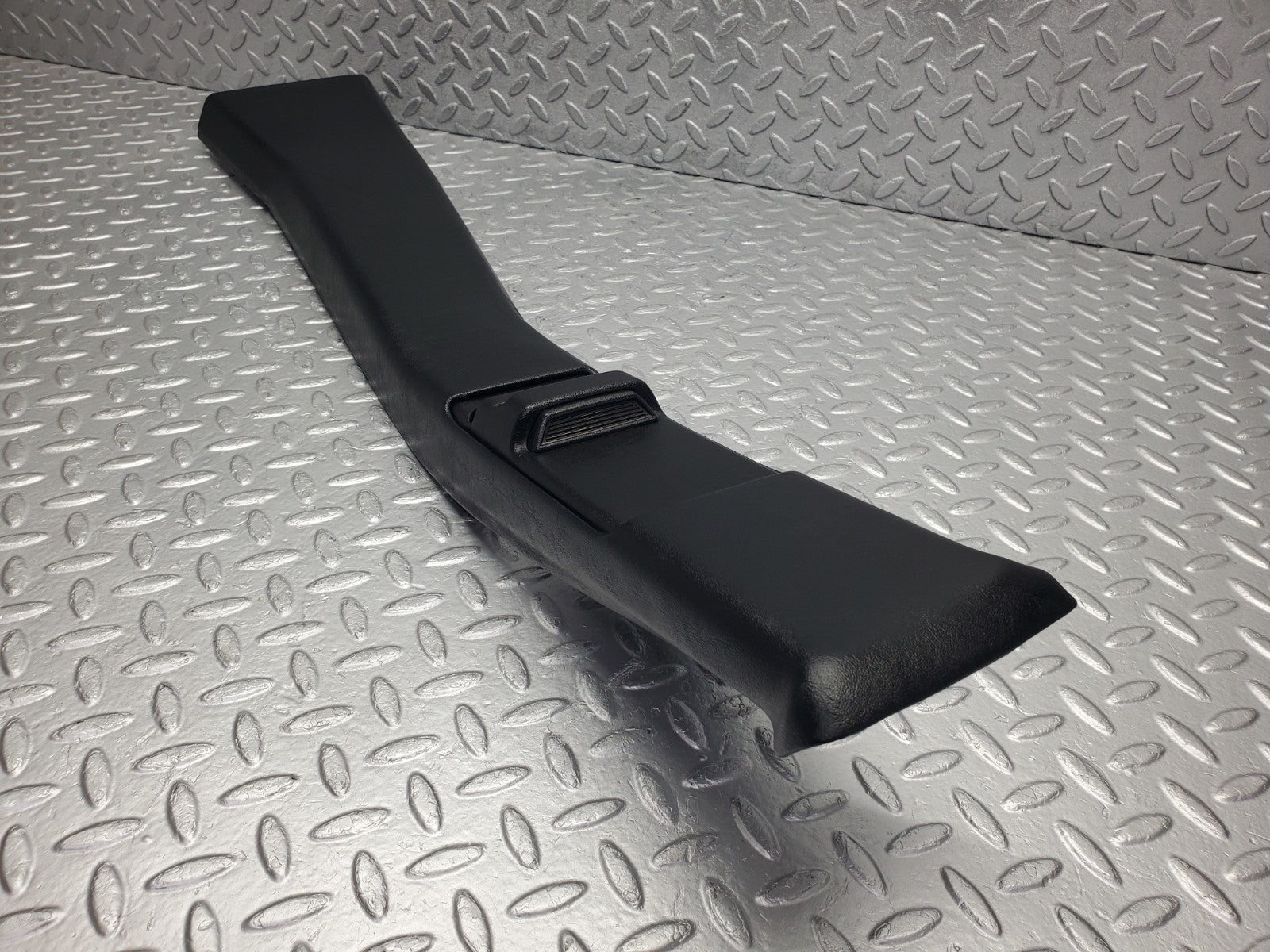 W201 Baby Benz b pillar cover right used OEM