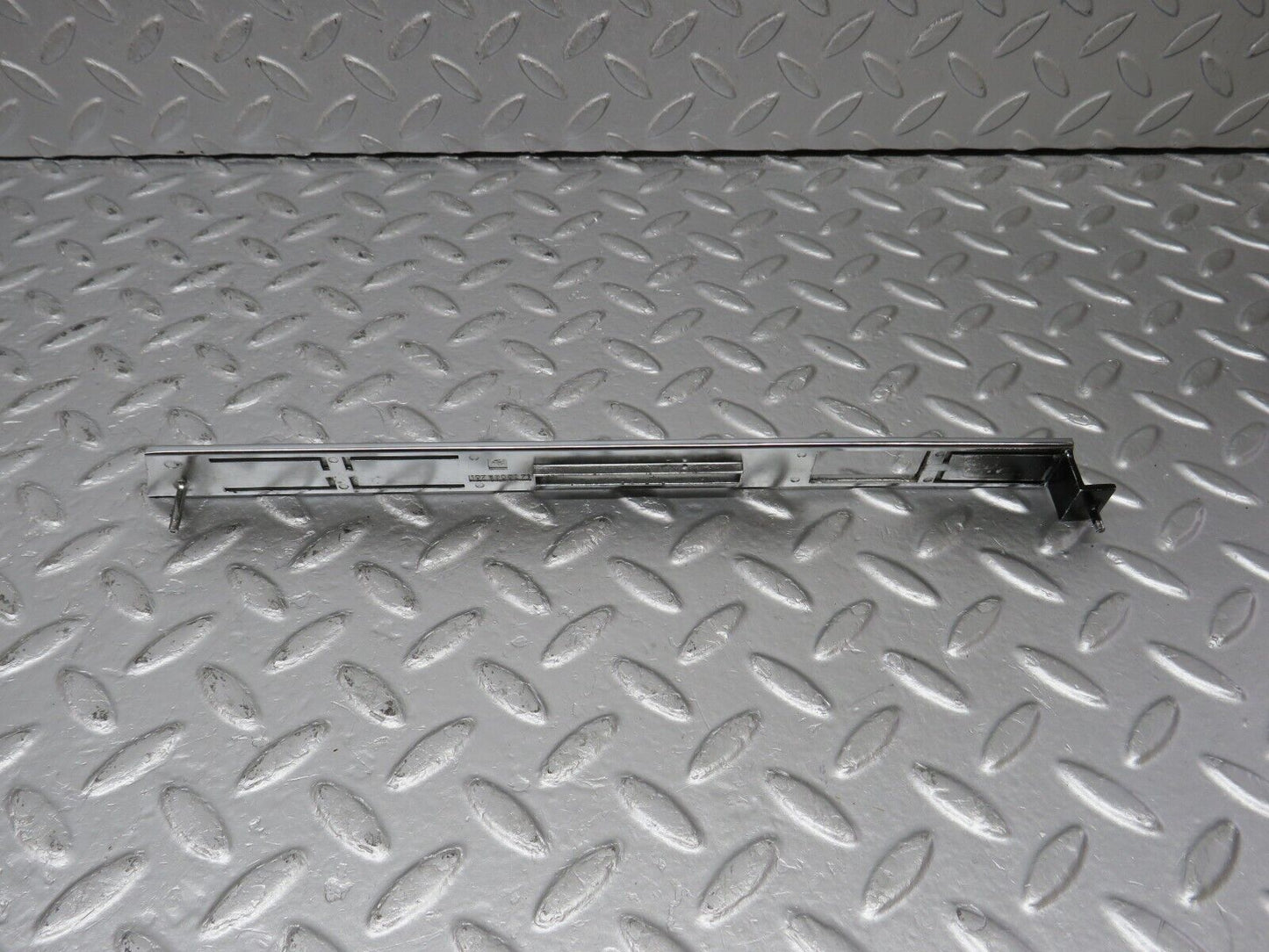 39959 Mercedes-Benz R107 350SL Dashboard Centre Trim Black 1076800271