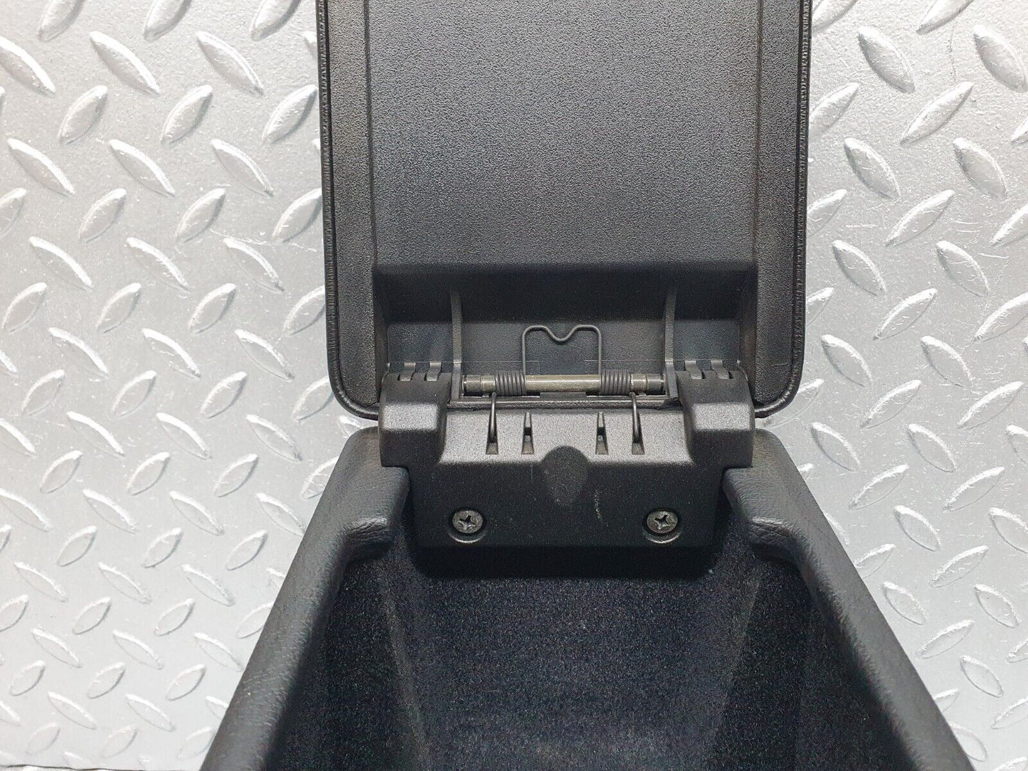 41966 Mercedes-Benz W202 C200 Centre Console Armrest Black 2026801279