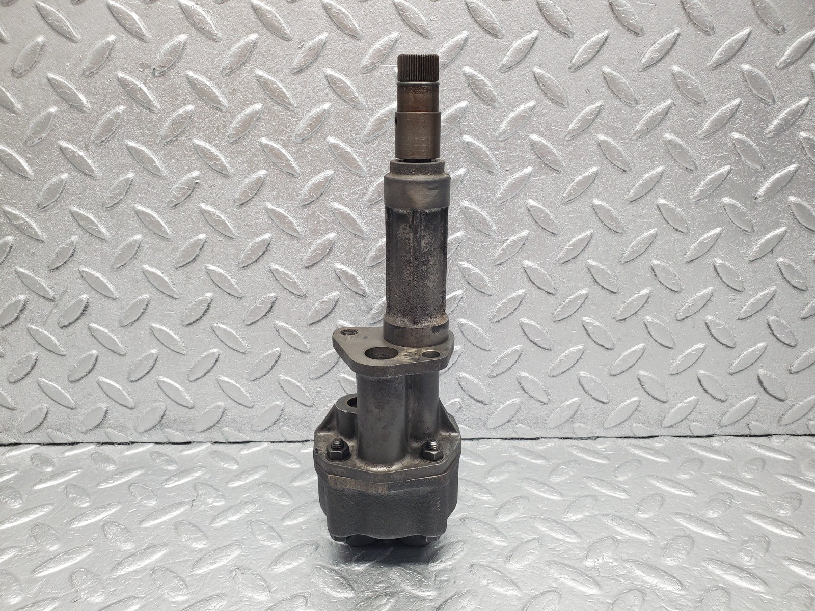 W112 oil pump used OEM