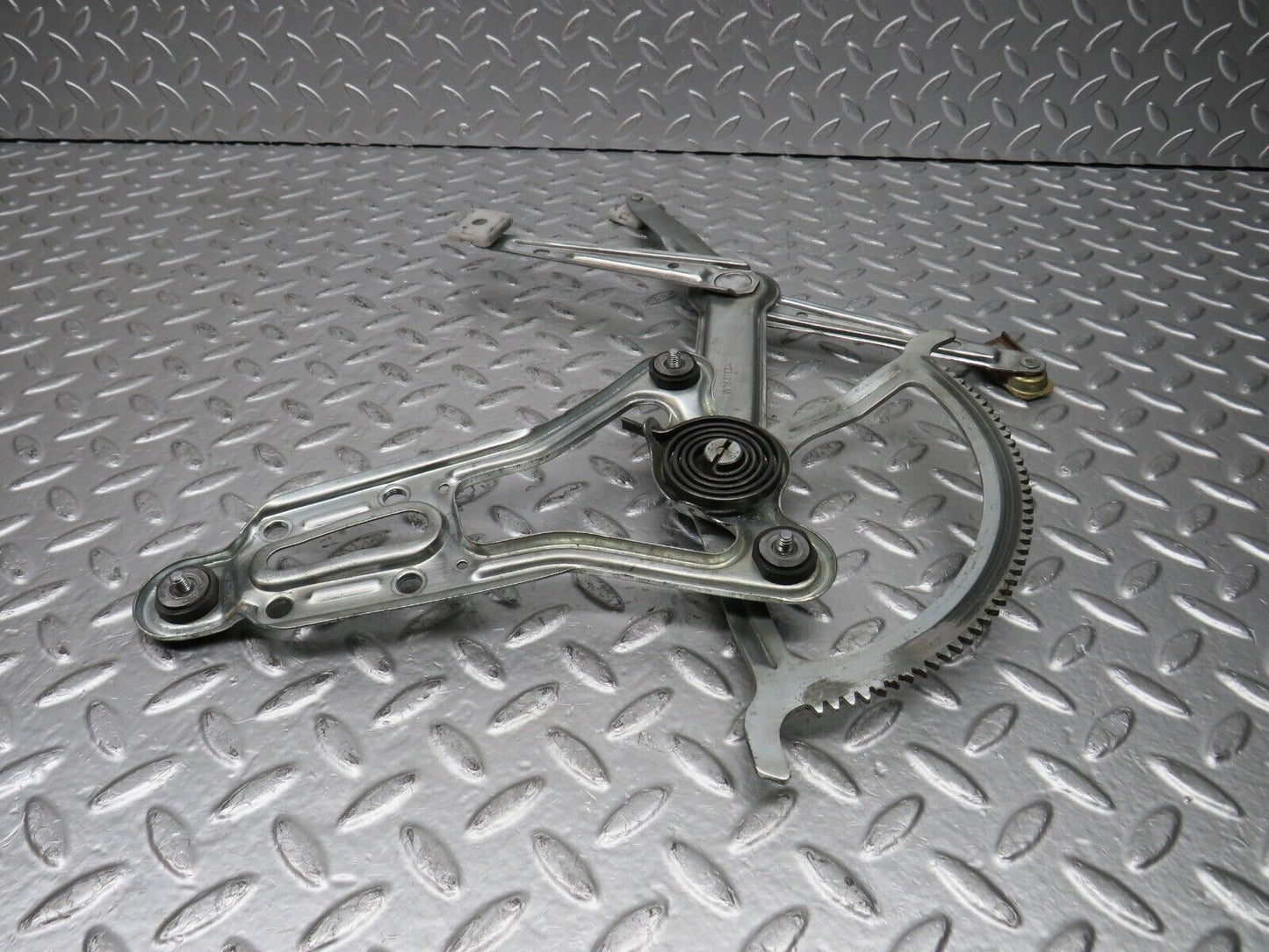 31201 Mercedes-Benz S124 220TE Wagon Front Right Power Window Regulator