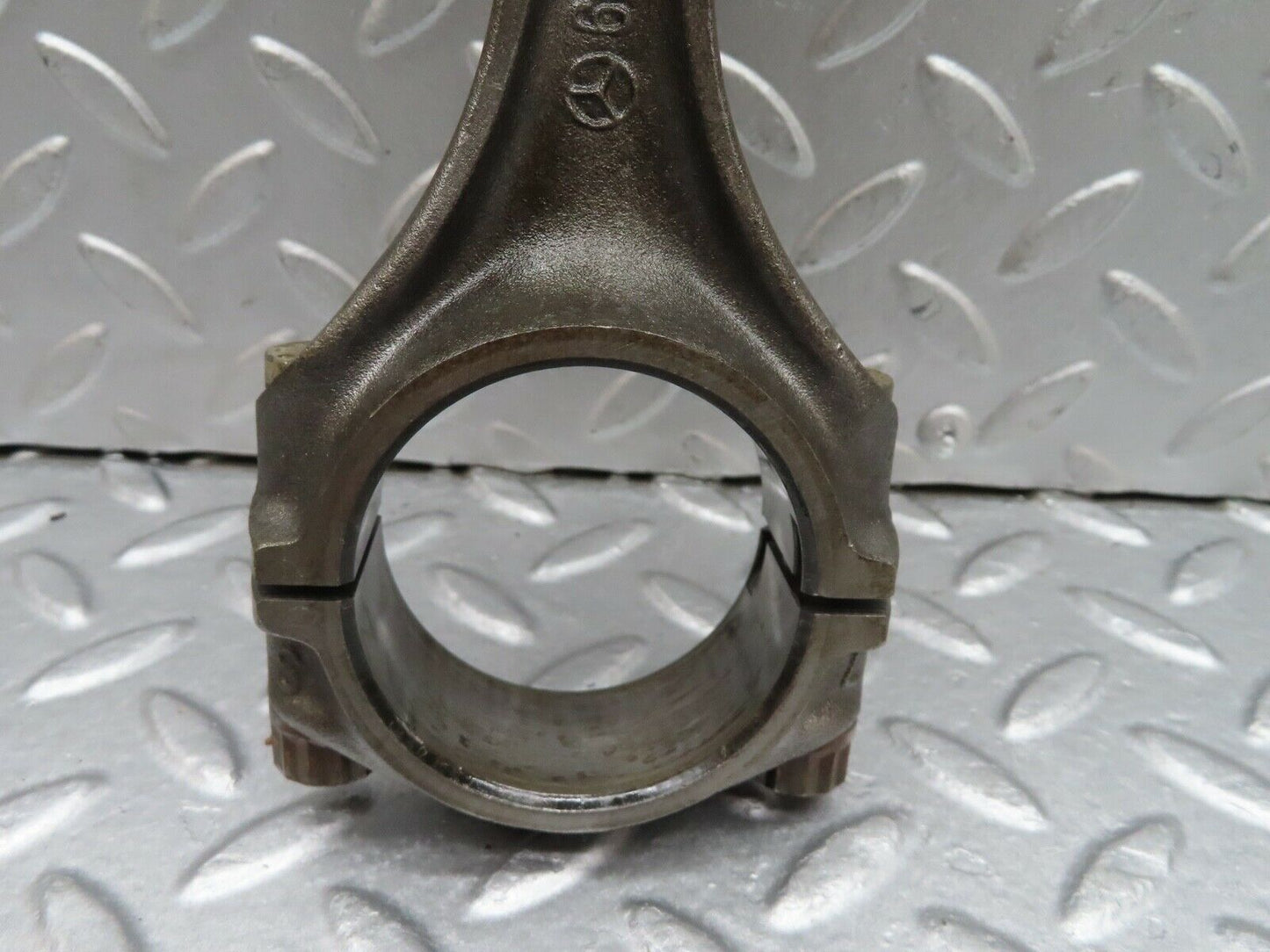 18099 Mercedes-Benz W123 200 Piston With Connecting Rod 86.00 mm