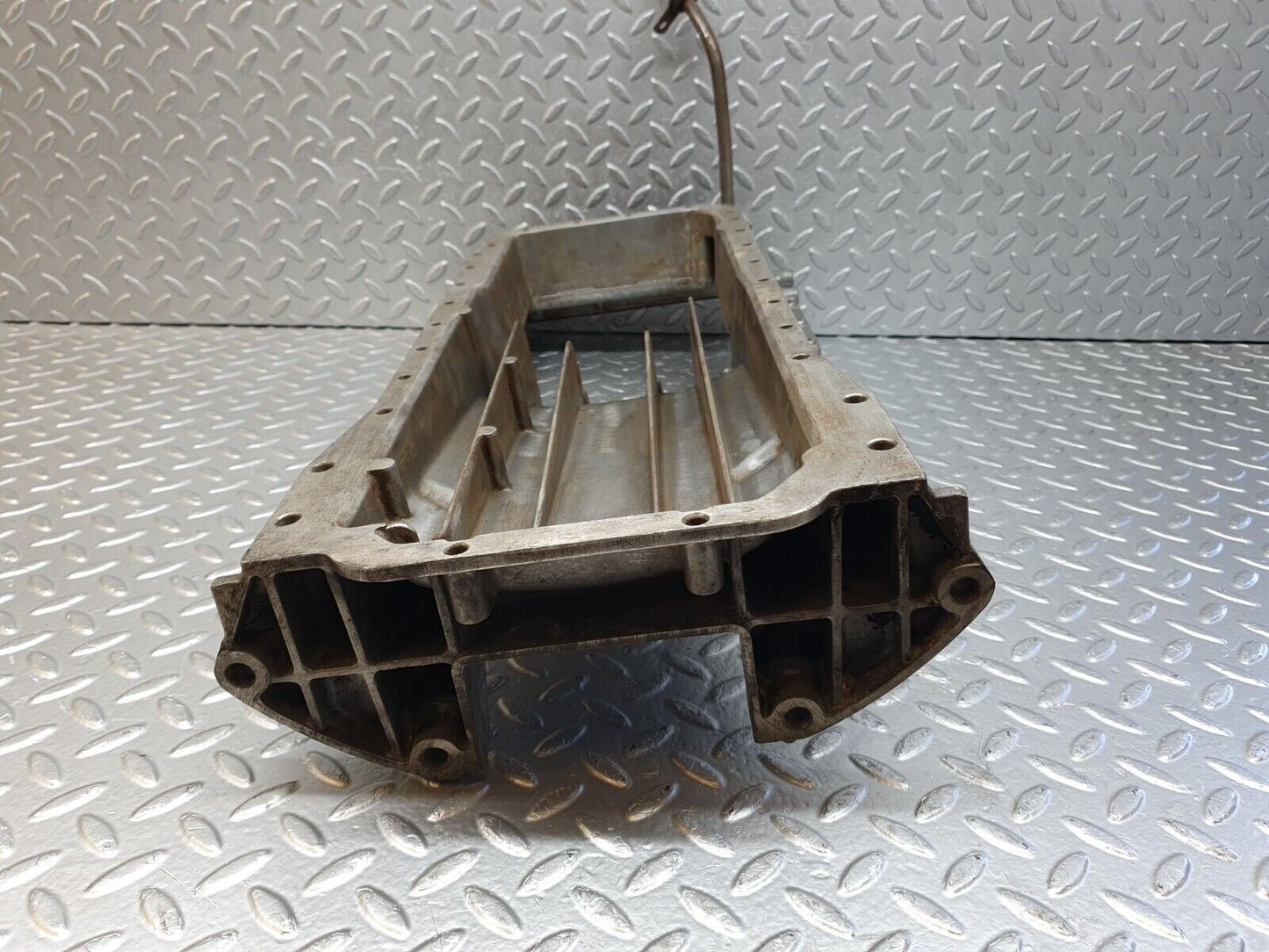 43790 Mercedes-Benz C126 380SEC Coupe Oil Pan Oil Sump 1170140002