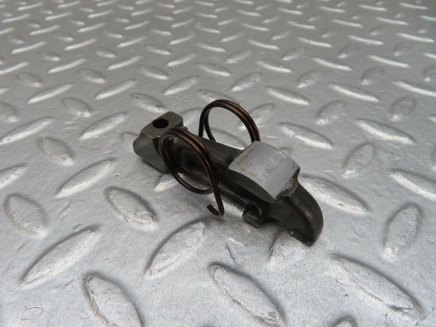 12869 Mercedes-Benz W111 220SE Valve Rocker Arm With Retaining Spring