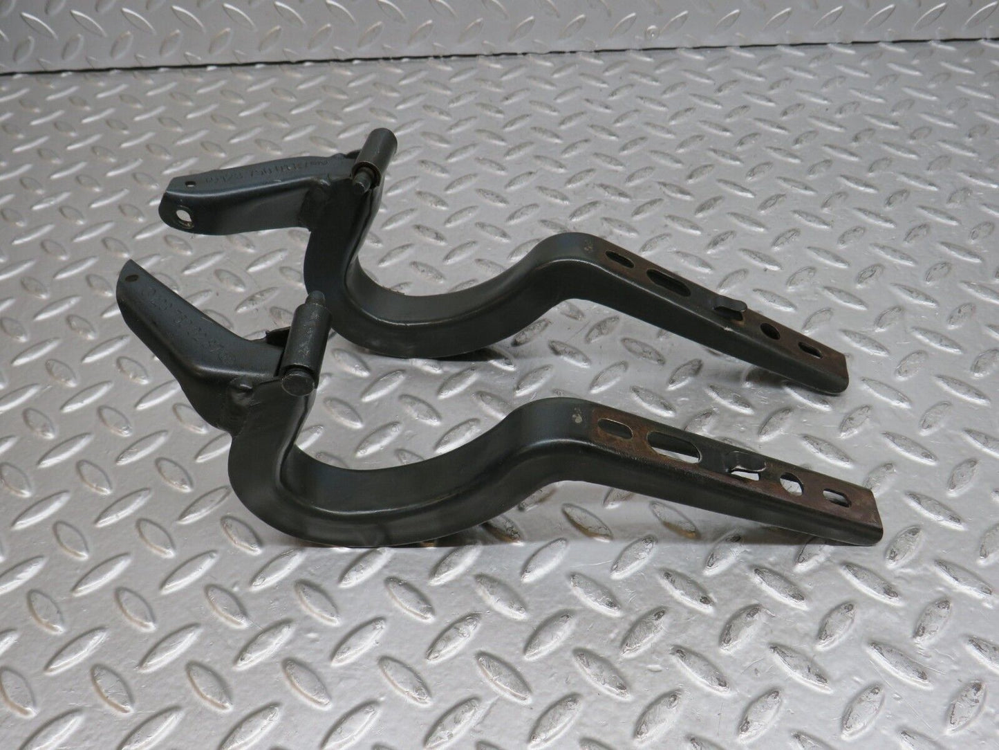 29674 Mercedes-Benz W123 230E Trunk Lid Hinge Pair 1237500187 1237500287