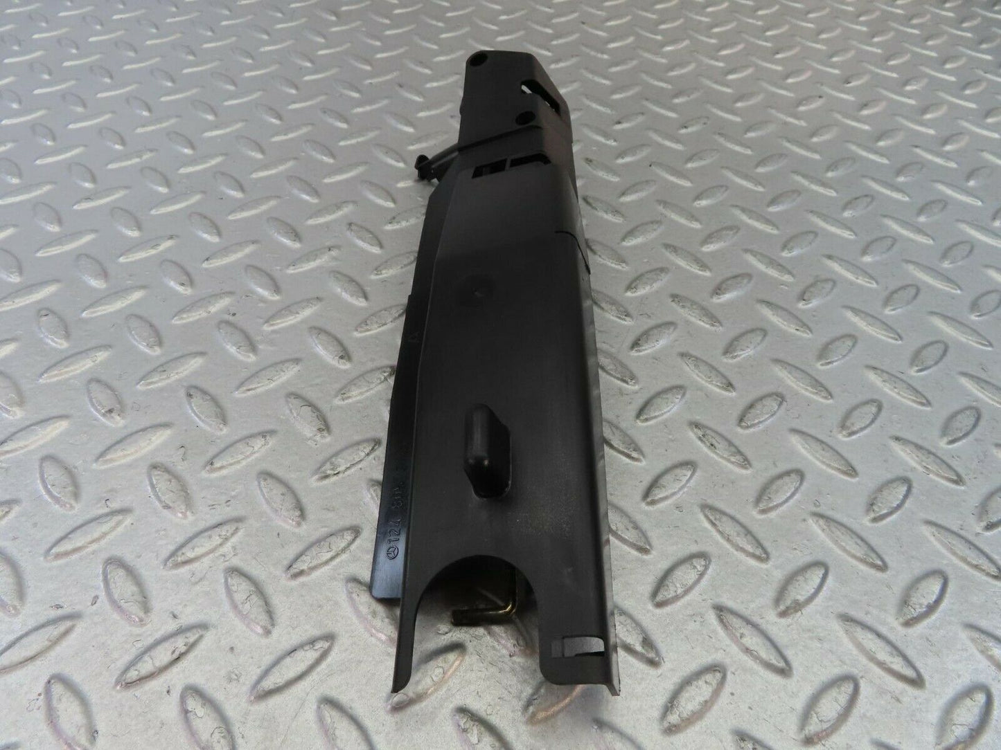 9256 Mercedes-Benz C124 300CE Coupe Trunk Lock Vacuum Actuator 1248050441