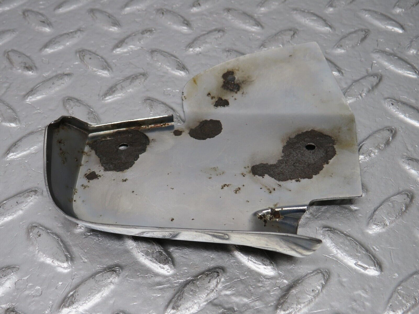 34358 Mercedes-Benz C126 380SEC Coupe Door Chrome Cover Left Side