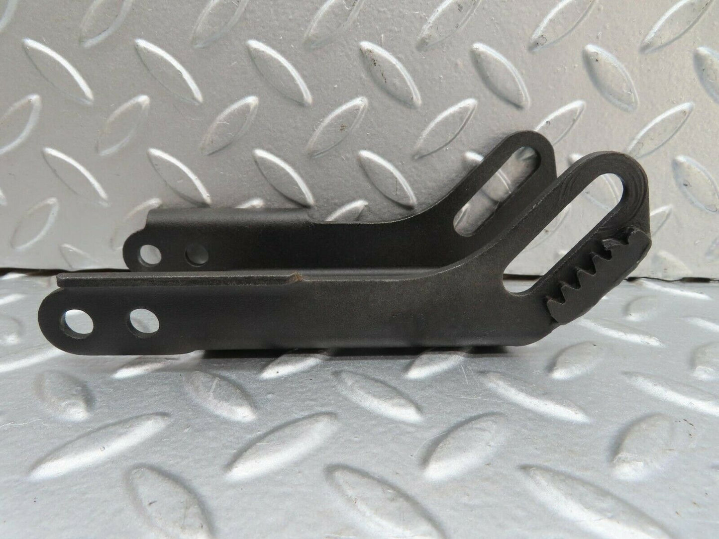 15766 Mercedes-Benz R107 450SL Alternator Generator Bracket