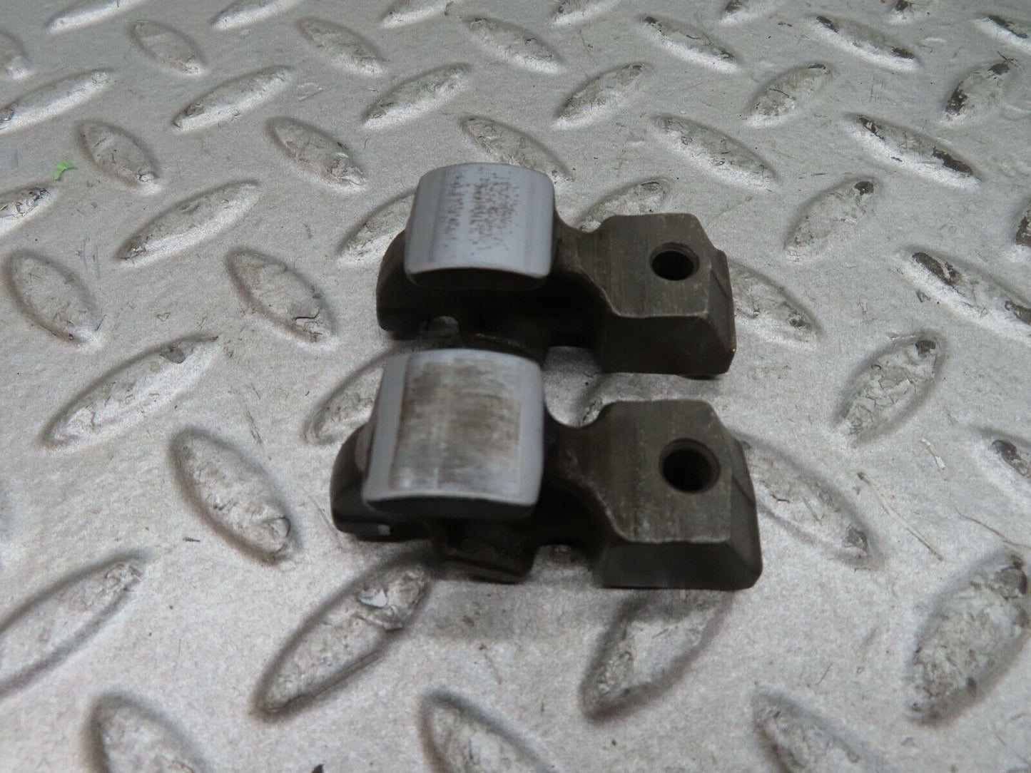 17861 Mercedes-Benz W116 450SEL Valve Rocker Arm