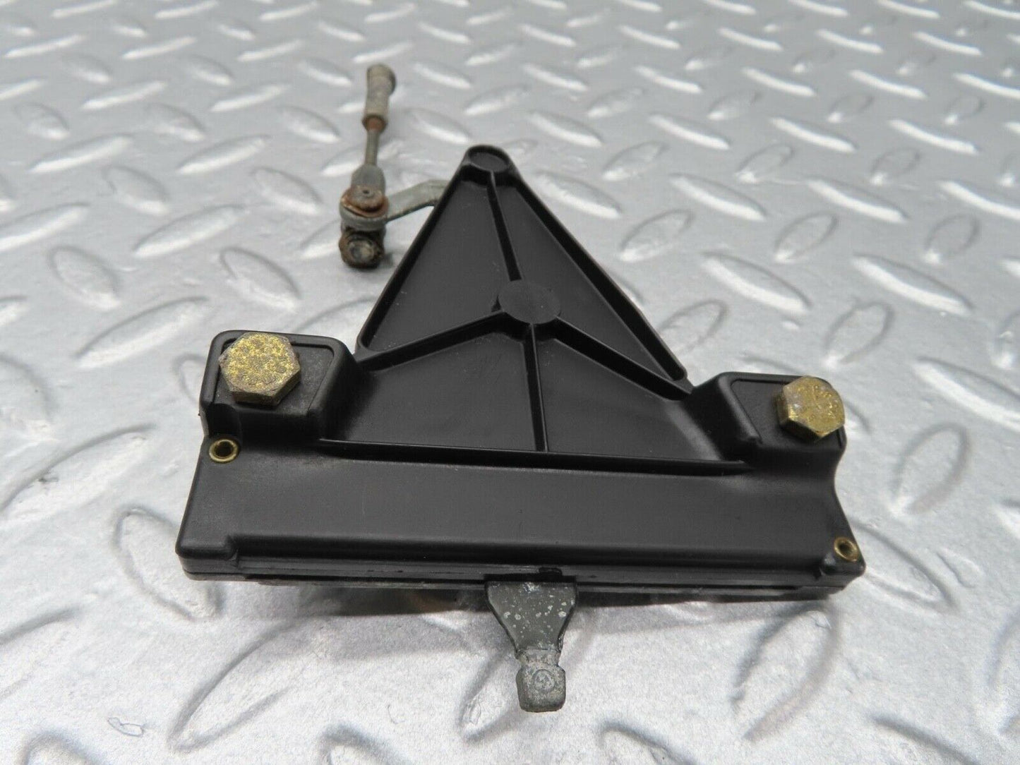 13999 Mercedes-Benz C107 280SLC Air Vent Control Lever Centre