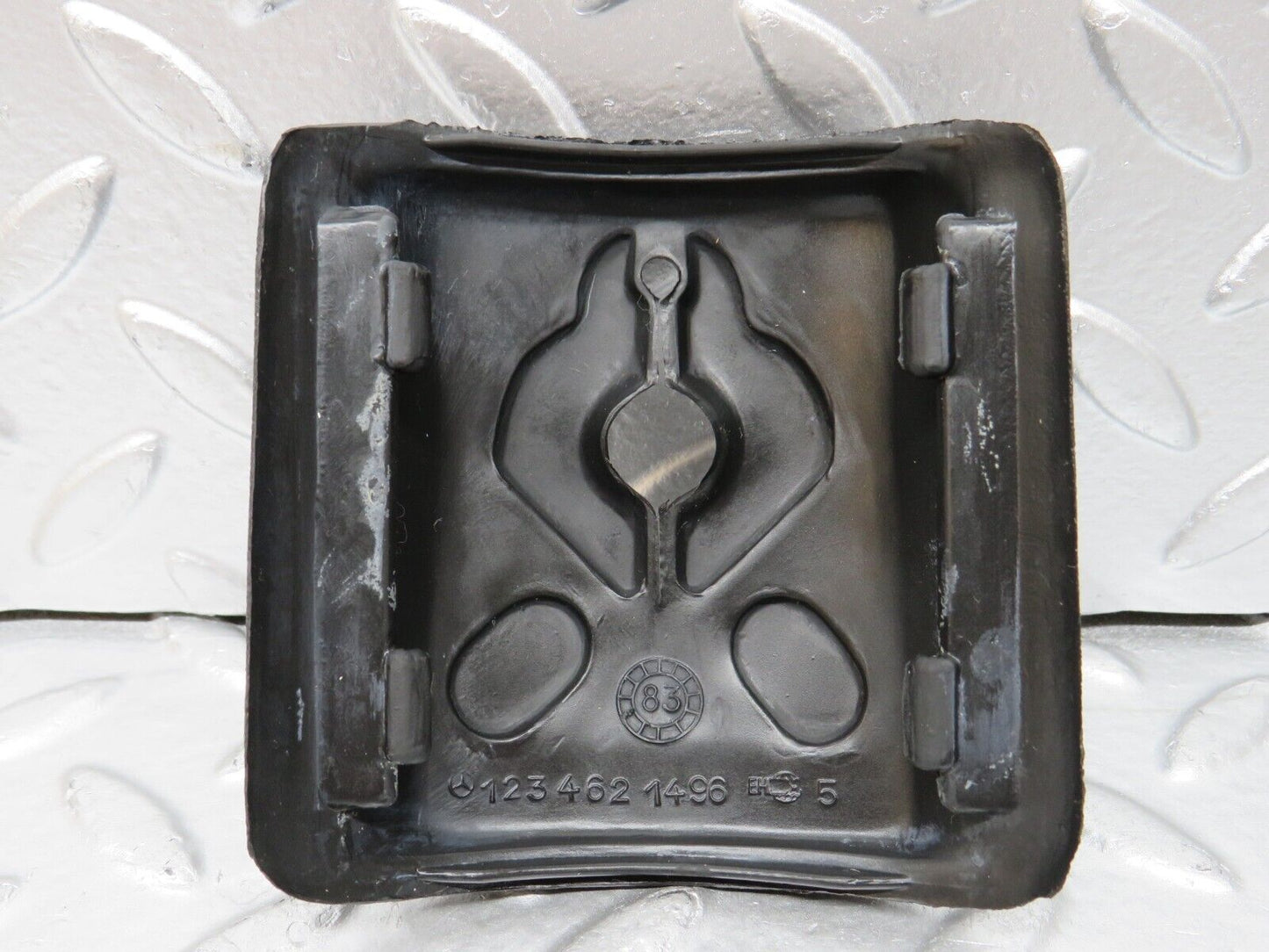 25583 Mercedes-Benz W123 200 Steering Column Switch Rubber Cover 1234621496