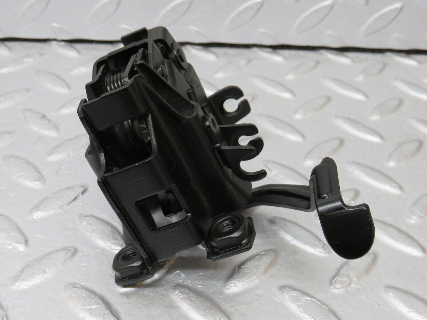 34591 Mercedes-Benz C126 380SEC Coupe Bonnet Lock Latch Left 1268800760