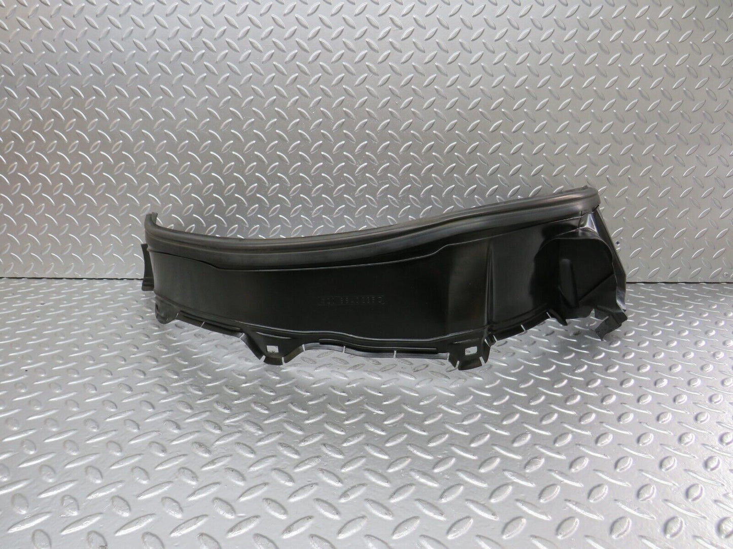 25237 Mercedes-Benz W201 190D Inner Mudguard Panelling Front Right 2018840235