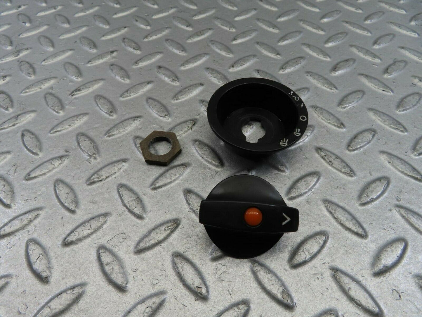 9655 Mercedes-Benz C123 280CE Coupe Headlight Switch Black Collar And Knob