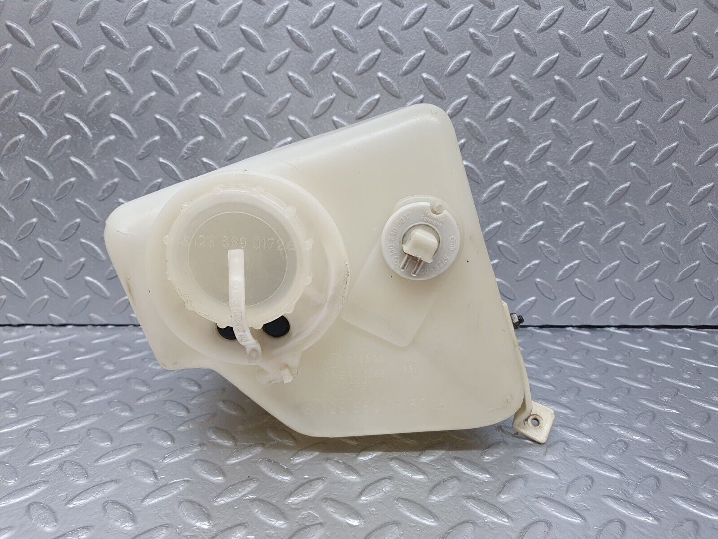42228 Mercedes-Benz R129 320SL Coupe Windscreen Washer Fluid Reservoir 1298600360 1238690172