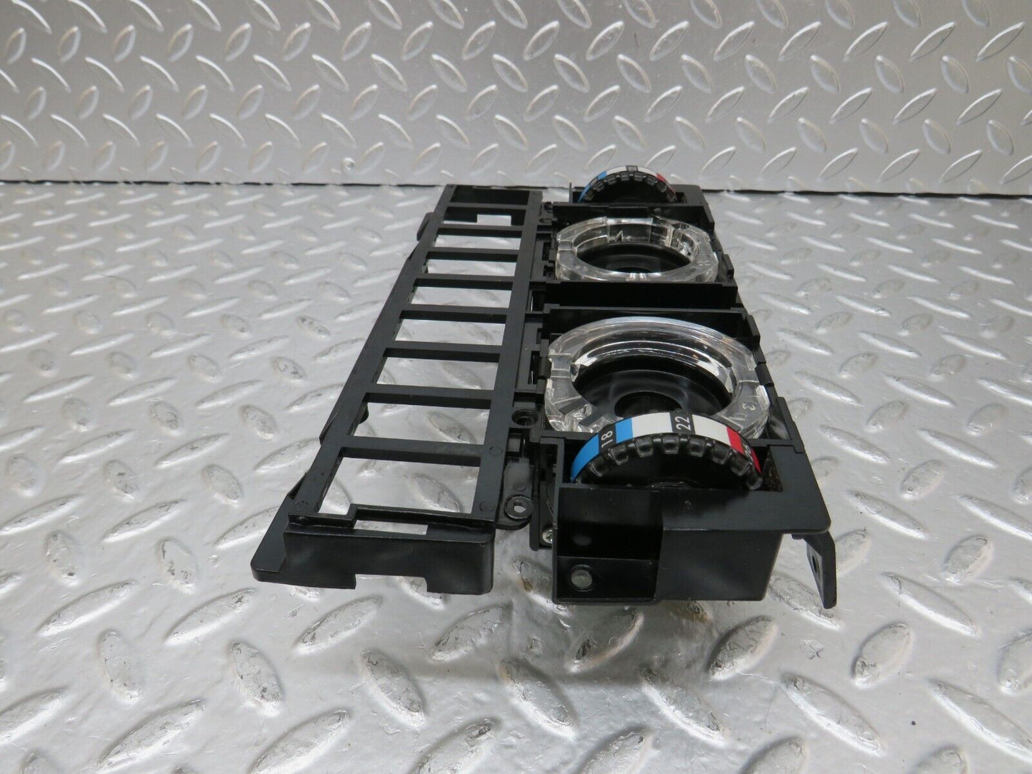 25656 Mercedes-Benz W124 280E Heater Control Unit Panel 1248302785
