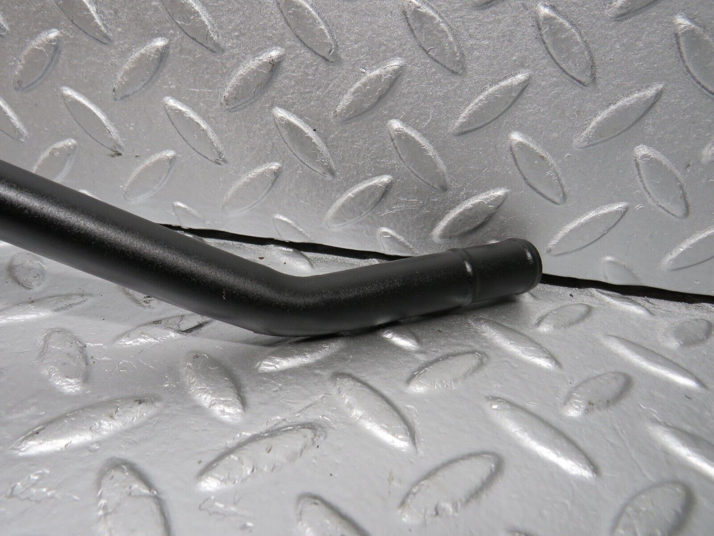 39580 Mercedes-Benz R129 320SL Coupe Coolant Pipe
