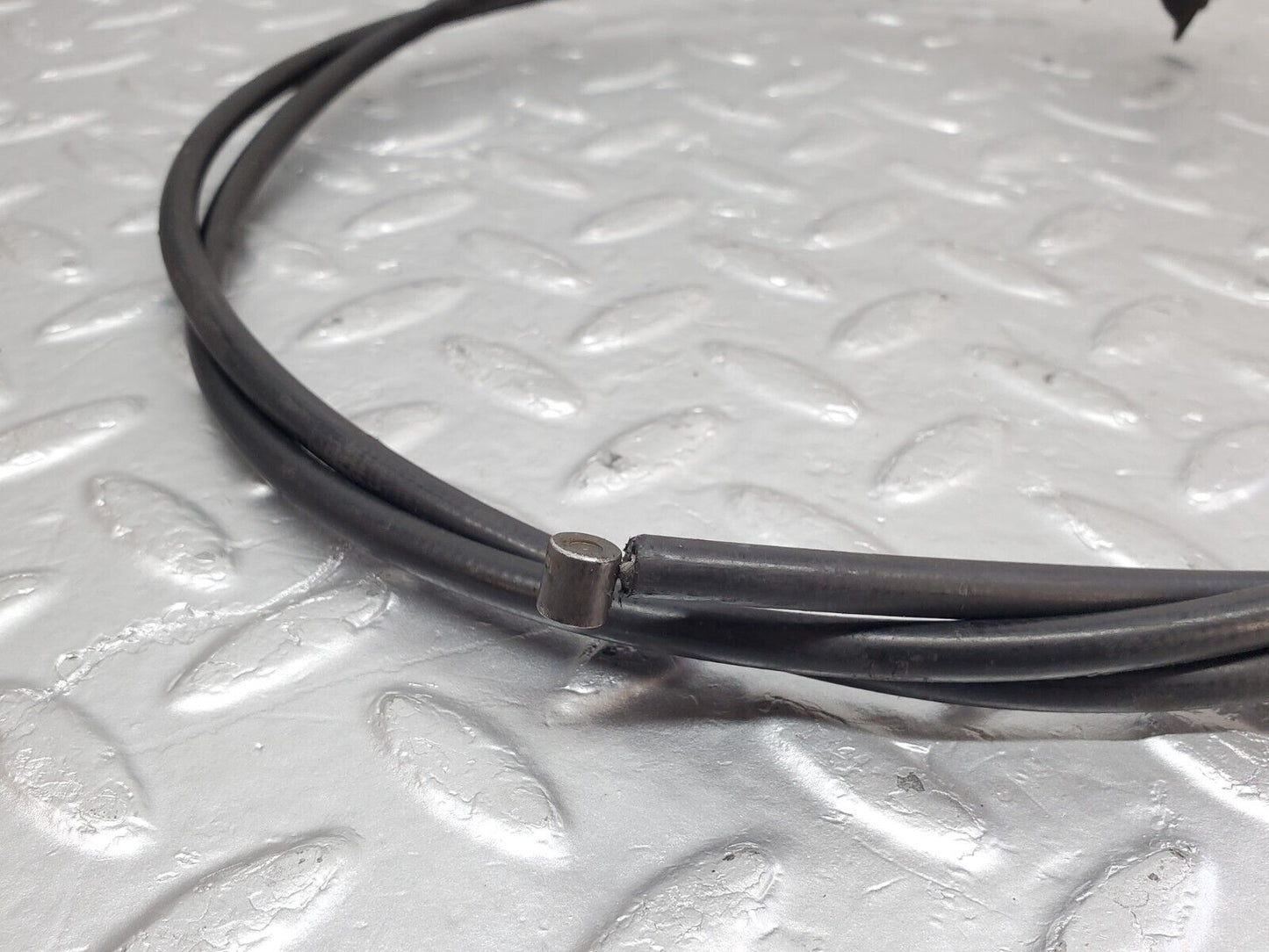 44421 Mercedes-Benz W123 280E Bonnet Release Cable 1239970681