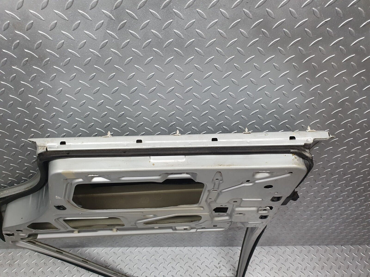 42970 Mercedes-Benz W201 190 Rear Right Door